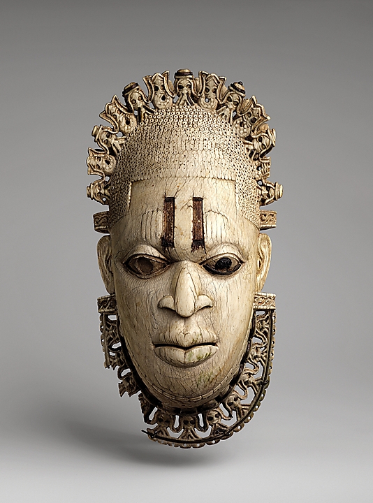 Queen Mother Pendant Mask: Iyoba